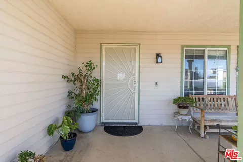 Exterior - 20149 Fallen Leaf Dr, Perris, CA 92570 photo 2 of 9
