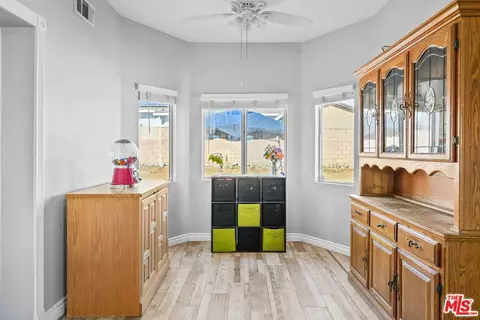 Entry Way - 20149 Fallen Leaf Dr, Perris, CA 92570 photo 4 of 6