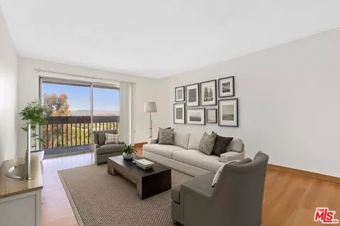 1620 Neil Armstrong St #304, Montebello, CA 90640