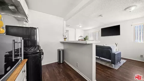 2044 E Stockwell St, Compton, CA 90222 photo 8