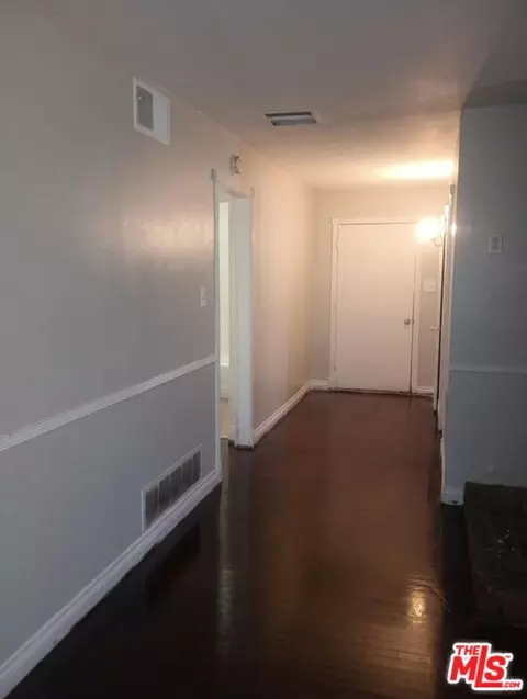 Entry Way - 43736 Higbee Ave, Lancaster, CA 93534 photo 2 of 2