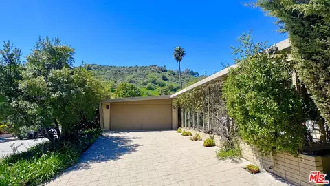 7545 Kimdale Ln, Los Angeles, CA 90046