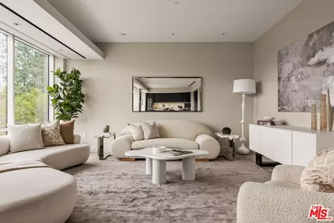 1200 Club View Dr #3S, Los Angeles, CA 90024