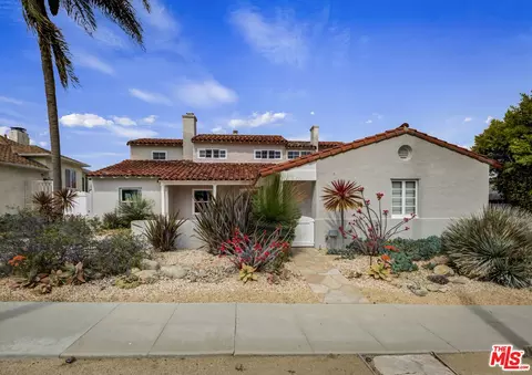 3851 Olympiad Dr, View Park, CA 90043