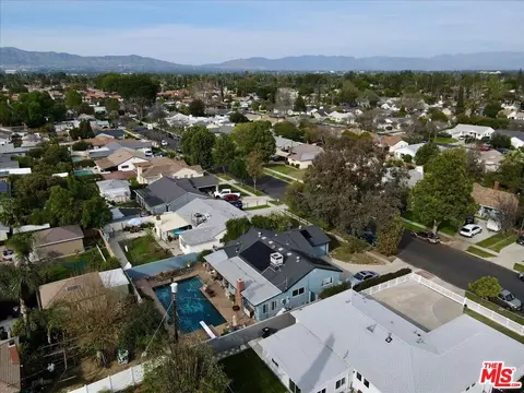 7421 Hatillo Ave, Winnetka, CA 91306 photo 22