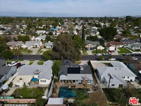 7421 Hatillo Ave, Winnetka, CA 91306 photo 23