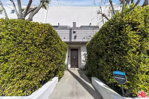 Exterior - 710 4th Ave #1, Venice, CA 90291 photo 4 of 4