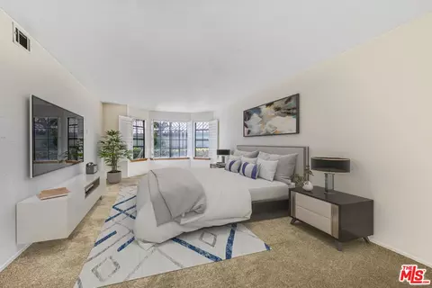2053 Majorca Dr, Oxnard, CA 93035 photo 8