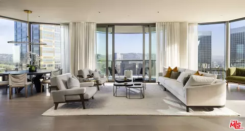 211 Elm Ct #32C, Los Angeles, CA 90067
