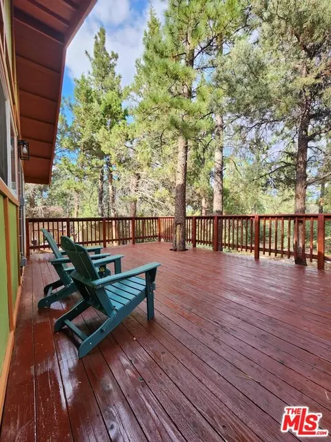 737 Pine Ln, Sugarloaf, CA 92386 photo 1