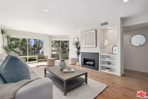 8960 Cynthia St #CL1, West Hollywood, CA 90069