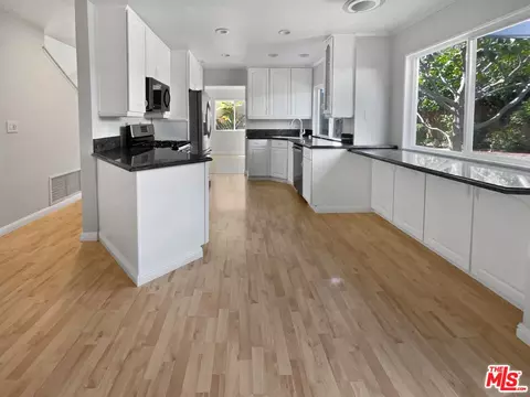 2258 Oakdale Ave, Simi Valley, CA 93063 photo 6