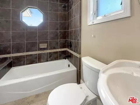 2829 Maple Ave, Fullerton, CA 92835 photo 32