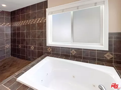 2829 Maple Ave, Fullerton, CA 92835 photo 41