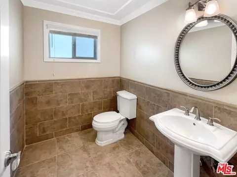 2829 Maple Ave, Fullerton, CA 92835 photo 23