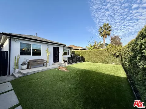 12817 Gilmore Ave, Los Angeles, CA 90066