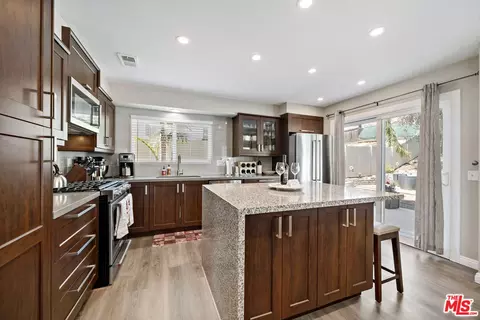 Kitchen - 31718 Corte Cardenas, Temecula, CA 92592 photo 3 of 5