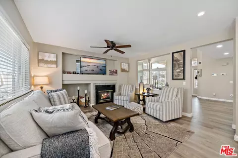 Living - 31718 Corte Cardenas, Temecula, CA 92592 photo 1 of 4