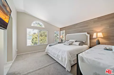 Bedroom - 31718 Corte Cardenas, Temecula, CA 92592 photo 1 of 6