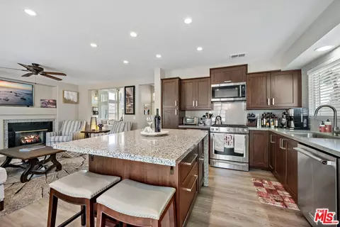 Kitchen - 31718 Corte Cardenas, Temecula, CA 92592 photo 5 of 5