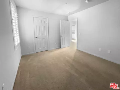 369 White Bark Ln, Simi Valley, CA 93065 photo 5