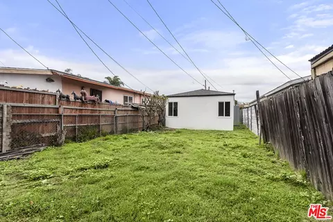 Exterior - 2114 E Oris St, Compton, CA 90222 photo 5 of 5