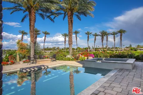 4 Trinity Ct, Rancho Mirage, CA 92270