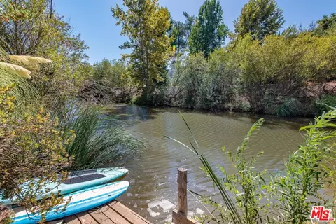 2344 Laguna Circle Dr, Agoura, CA 91301