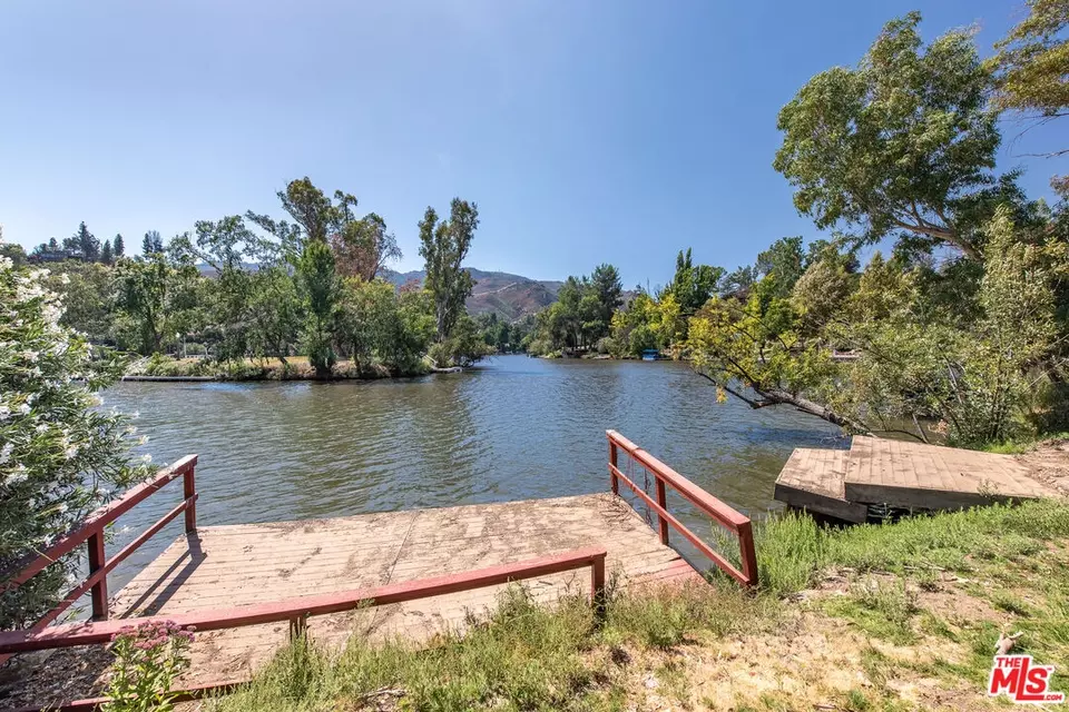  2344 Laguna Circle Dr, Agoura, CA 91301 photo 6
