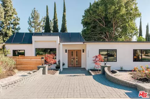 19500 Mayall St, Northridge, CA 91324
