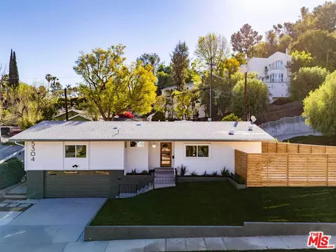 5304 Baza Ave, Woodland Hills, CA 91364