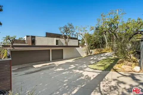 1005 Elden Way, Beverly Hills, CA 90210 photo 6