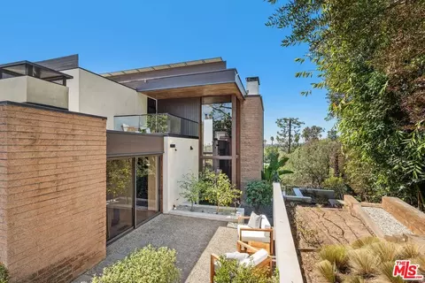 1005 Elden Way, Beverly Hills, CA 90210 photo 7