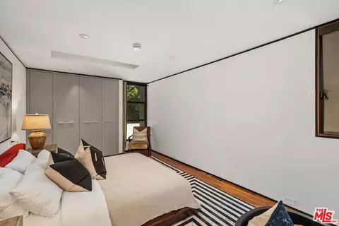 1005 Elden Way, Beverly Hills, CA 90210 photo 49