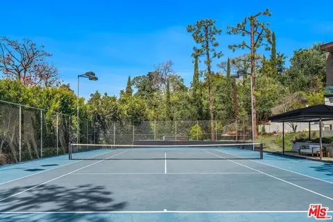 1005 Elden Way, Beverly Hills, CA 90210 photo 55