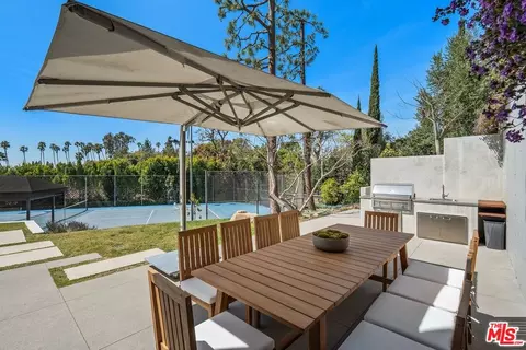1005 Elden Way, Beverly Hills, CA 90210 photo 53