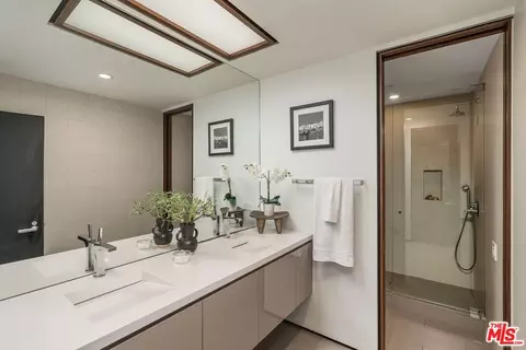 1005 Elden Way, Beverly Hills, CA 90210 photo 45