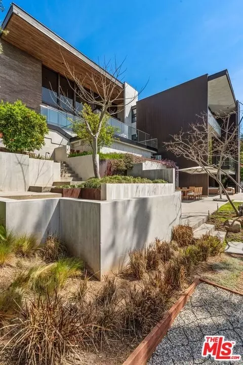 1005 Elden Way, Beverly Hills, CA 90210 photo 58