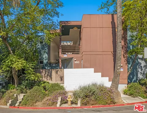 960 Sanborn Ave #6, Los Angeles, CA 90029