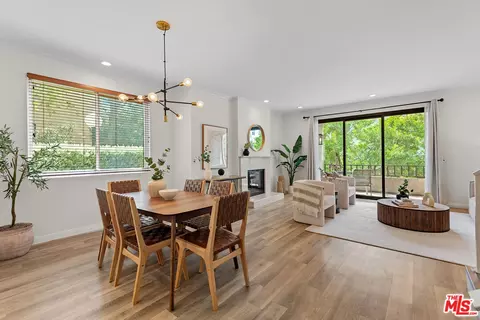 8128 Manitoba St #113, Playa Del Rey, CA 90293