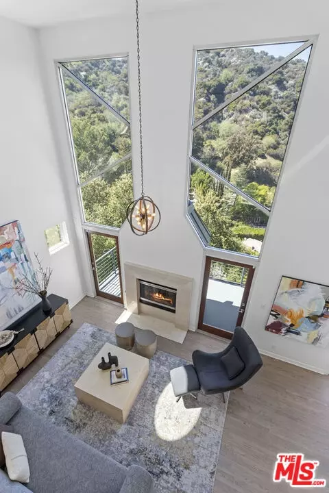 2185 Groveland Dr, Los Angeles, CA 90046