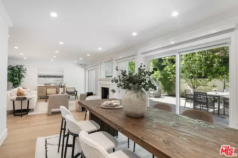 10529 Clearwood Ct, Los Angeles, CA 90077
