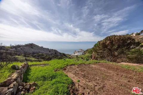 24524 Piuma Rd, Malibu, CA 90265 photo 1