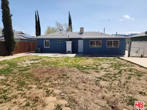 209 E Avenue P4, Palmdale, CA 93550 photo 3