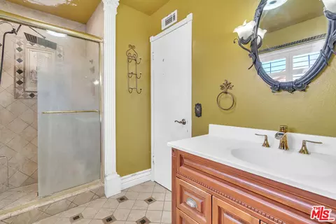 Bath - 1782 E Gladwick St, Carson, CA 90746 photo 3 of 3