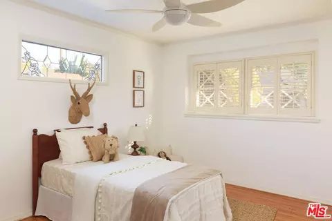Undisclosed, Studio City, CA 91604 photo 27