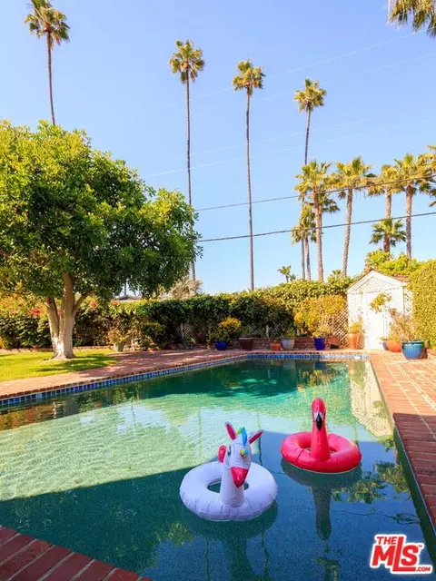 Undisclosed, Studio City, CA 91604 photo 17