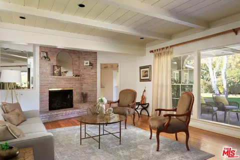 Undisclosed, Studio City, CA 91604 photo 3