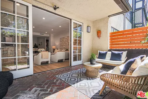 133 S Oakhurst Dr #101, Beverly Hills, CA 90212