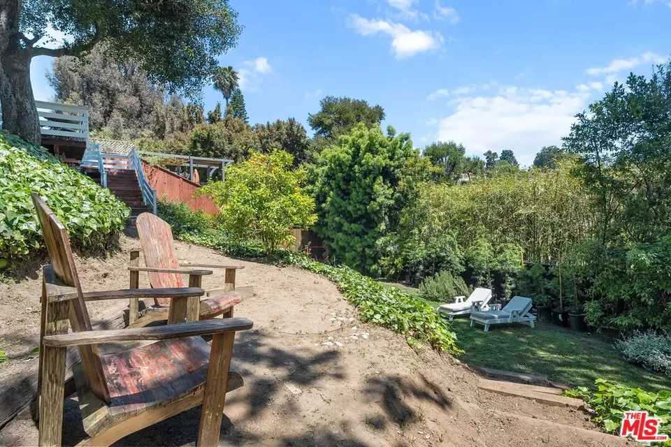  242 Bronwood Ave, Los Angeles, CA 90049 photo 59